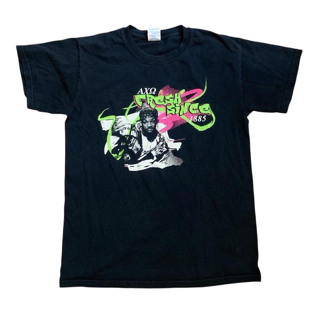 Fresh Since ( will smith graphic) t-shirt Small